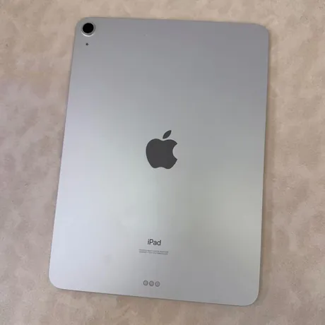 iPad Air 4 銀色 港版 64G S級 縮圖 1