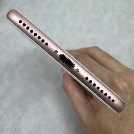 iPhone 8 Plus 金色 港版 64G B級 縮圖 3